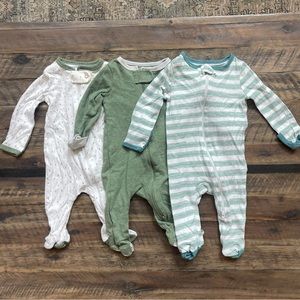 Cloud island footie bundle. Size 0-3 months.